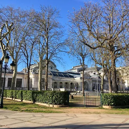 Stay-in-vichy - Studio Au Coeur De La Ville דירה *